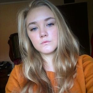 Meet your Posher, Arianna